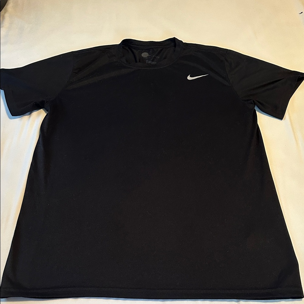 Nike Dri Fit Women’s Black Short Sleeve Tee